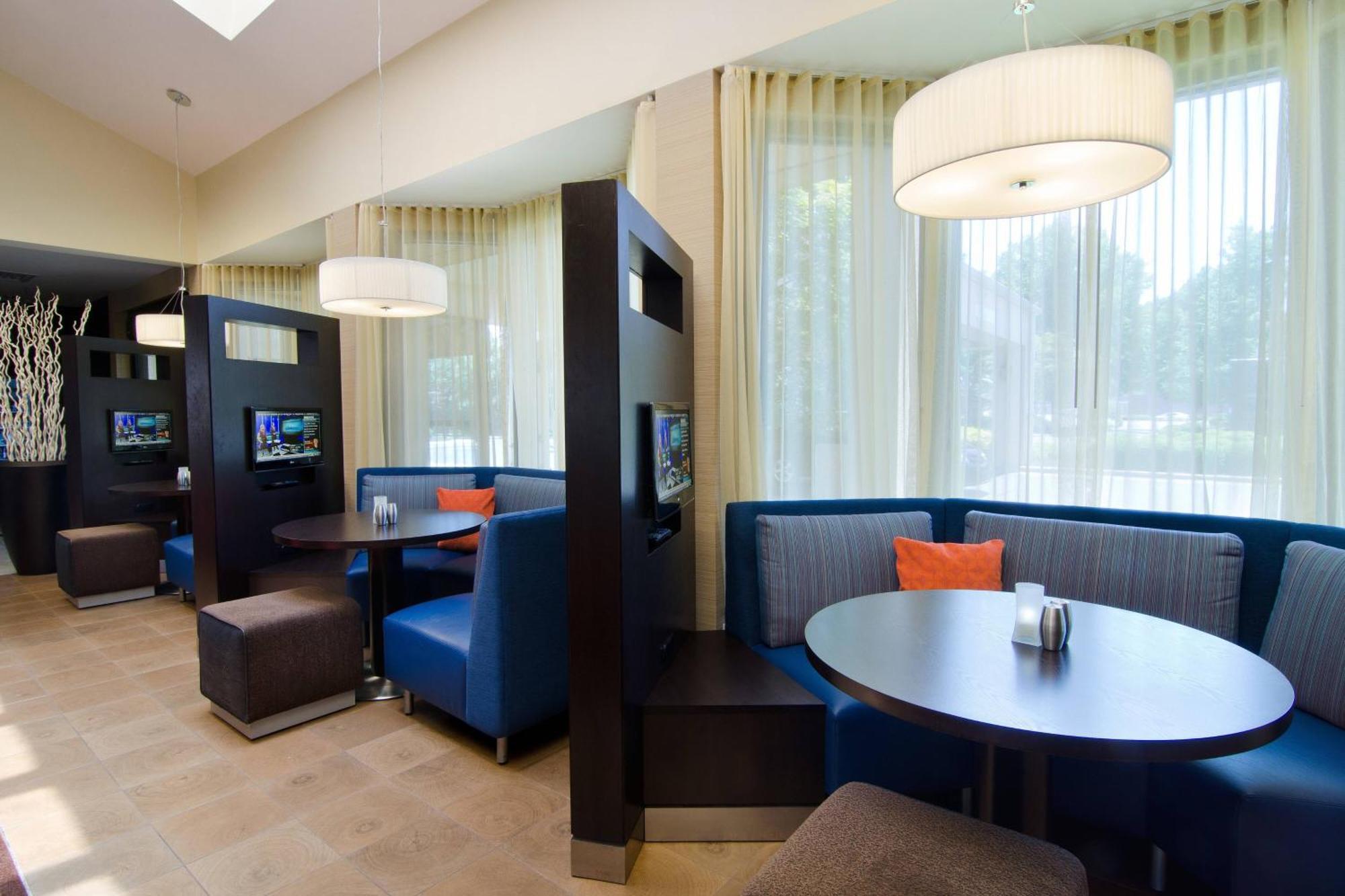 Courtyard By Marriott Huntsville University Drive Exterior foto