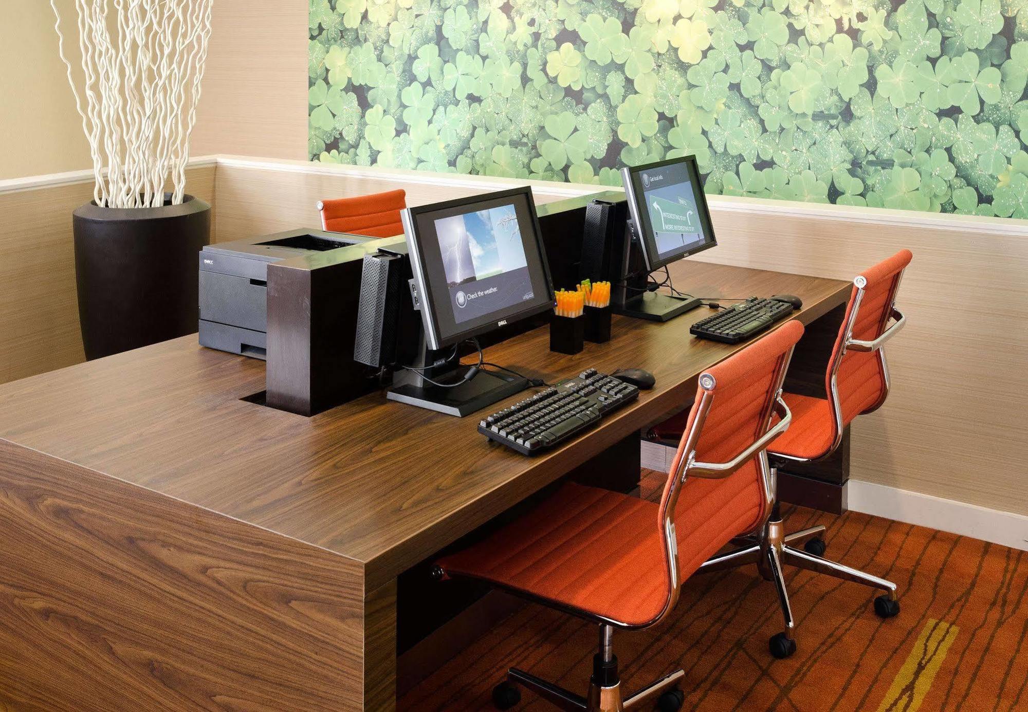 Courtyard By Marriott Huntsville University Drive Negocio foto
